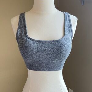 NEW Puma Women's Gray Square Neck Sports‎ Bra Medium, Yoga, Hiking, Active, Gym